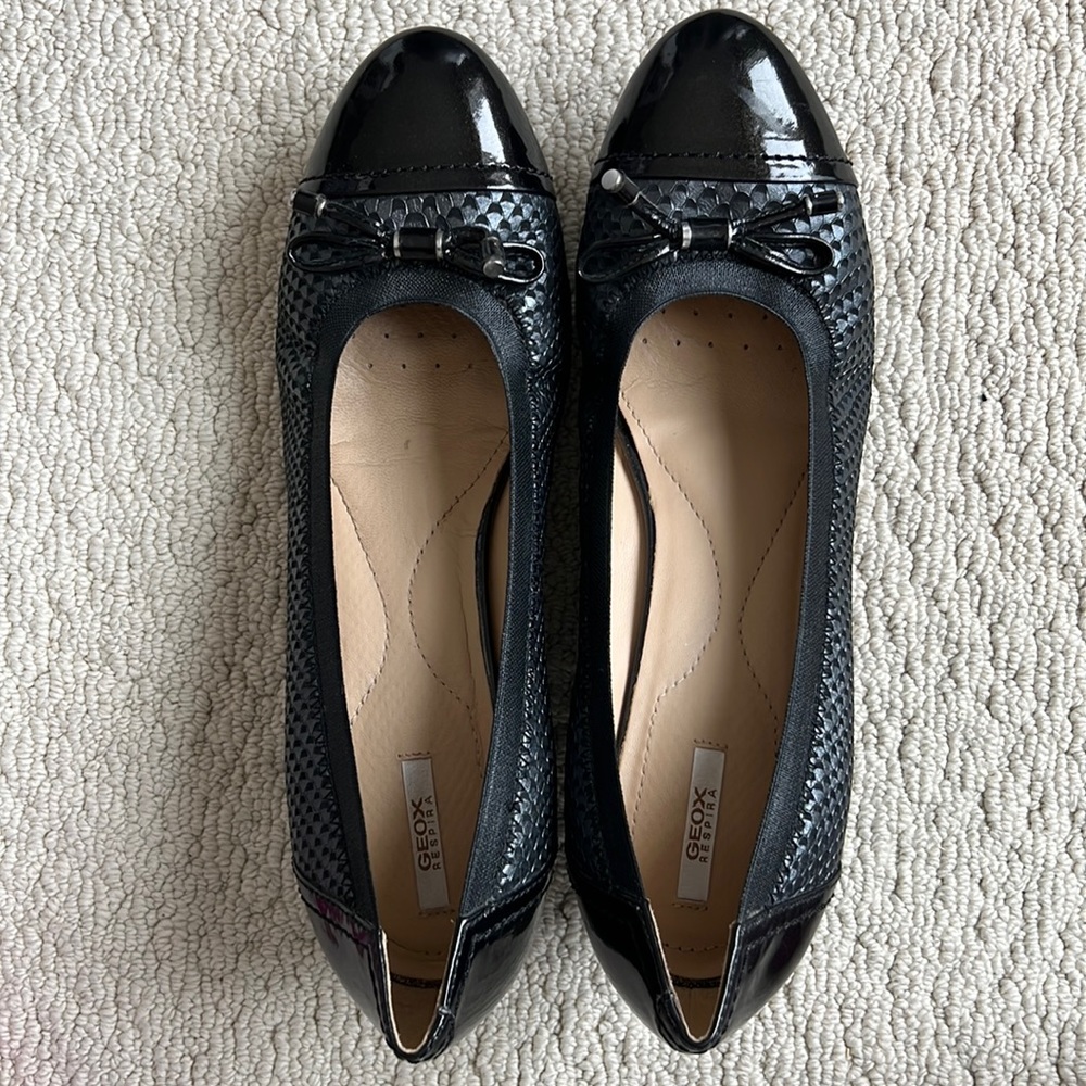 Geox snakeskin wedges size 41 (10.5)
